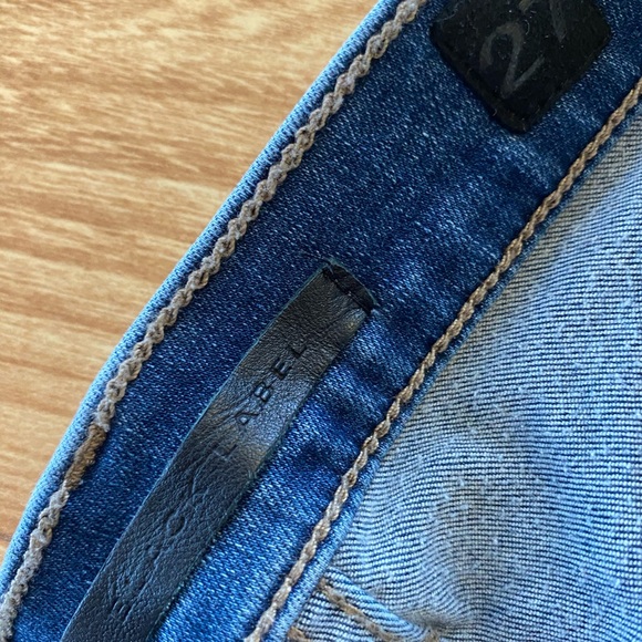 Jeans - Picture 2 of 2